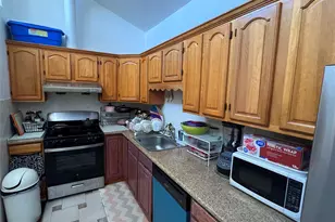 143-27 Roosevelt Ave, Flushing, NY 11354 - Photo 24