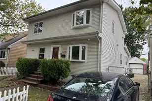 164-75 Underhill Ave, Fresh Meadows, NY 11365 - Photo 2