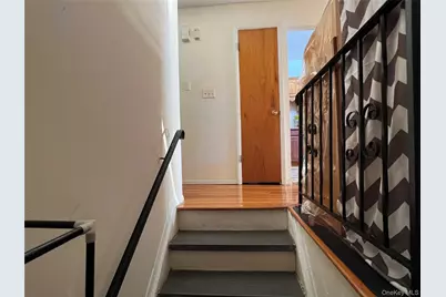 143-27 Roosevelt Avenue, Flushing, NY 11354 - Photo 20