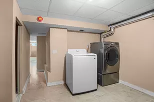 149-62 Powells Cove Blvd, Whitestone, NY 11357 - Photo 34