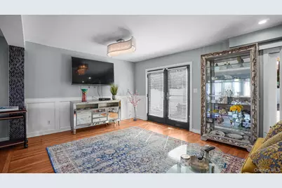 14962 Powells Cove Boulevard, Whitestone, NY 11357 - Photo 16