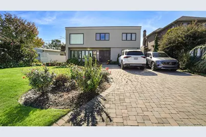 14962 Powells Cove Boulevard, Whitestone, NY 11357 - Photo 42