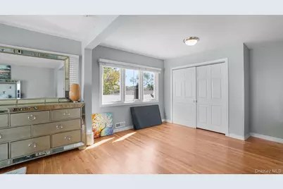 14962 Powells Cove Boulevard, Whitestone, NY 11357 - Photo 26