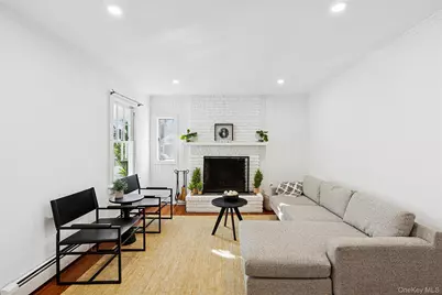 5875 Peconic Bay Boulevard, Laurel, NY 11948 - Photo 4