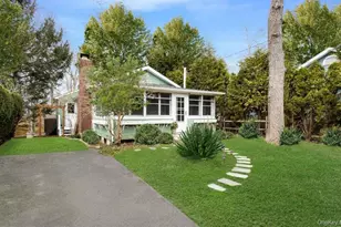 5875 Peconic Bay Blvd, Laurel, NY 11948 - Photo 2