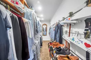 30 Fox Hollow Ridings Rd, Northport, NY 11768 - Photo 18