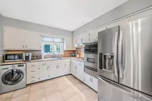 146-32 Willets Point Blvd, Whitestone, NY 11357 - Photo 24