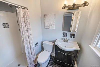 14632 Willets Point Boulevard, Whitestone, NY 11357 - Photo 30