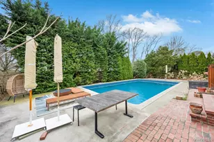 8 Lovell Rd, Hampton Bays, NY 11946 - Photo 4