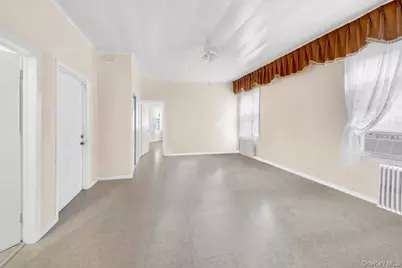 131 Beech Street, Yonkers, NY 10701 - Photo 12