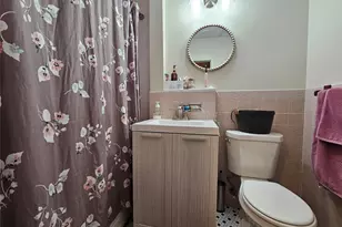 78-52 79th Ln, Glendale, NY 11385 - Photo 18