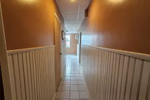 78-52 79th Ln, Glendale, NY 11385 - Photo 12