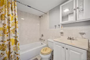 2801 Gunther Ave, Bronx, NY 10469 - Photo 10