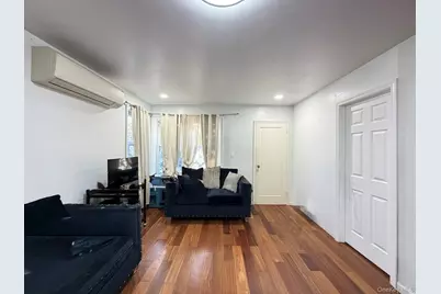 58-23 192nd Street, Fresh Meadows, NY 11365 - Photo 4