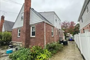 58-23 192nd St, Fresh Meadows, NY 11365 - Photo 18