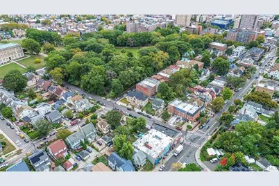 164-20 85th Avenue, Jamaica, NY 11432 - Photo 6