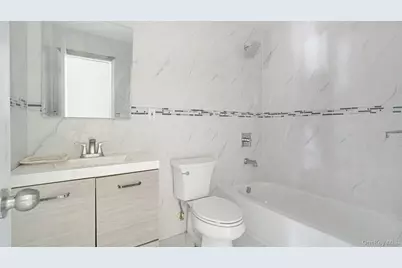 164-20 85th Avenue, Jamaica, NY 11432 - Photo 36