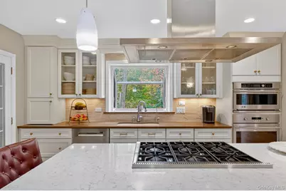 16 Nottingham Way, Mahopac, NY 10541 - Photo 10