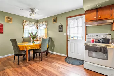 54 E 15th Street, Huntington Station, NY 11746 - Photo 4