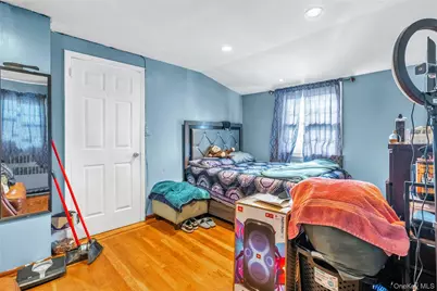 54 E 15th Street, Huntington Station, NY 11746 - Photo 12