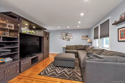 865 Third Avenue, Franklin Square, NY 11010 - Photo 12