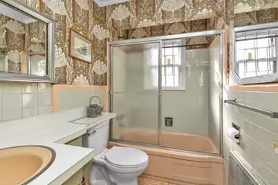 350 Paul Place, West Hempstead, NY 11552 - Photo 12