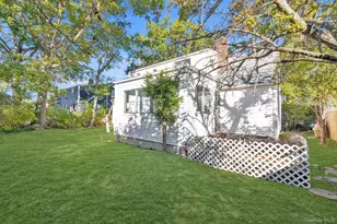 350 Paul Pl, West Hempstead, NY 11552 - Photo 18