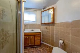 15 Major Rd, Massapequa, NY 11758 - Photo 18