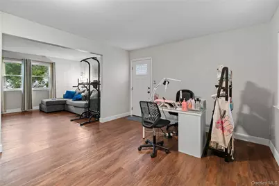 1259 America Avenue, West Babylon, NY 11704 - Photo 20