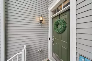 1404 Hawthorn Way, New Windsor, NY 12553 - Photo 6