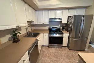 16 Linda Ln, New York, NY 10312 - Photo 6