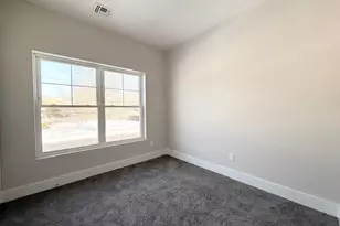 40 St George Dr, Shirley, NY 11967 - Photo 12