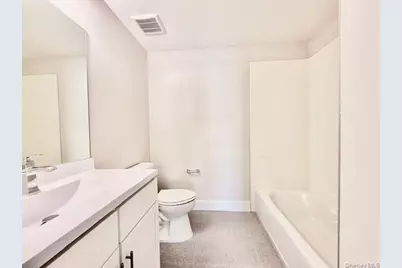 40 St George Drive, Shirley, NY 11967 - Photo 24