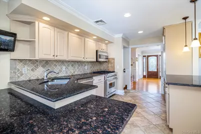 2863 Harbor Road, Merrick, NY 11566 - Photo 6