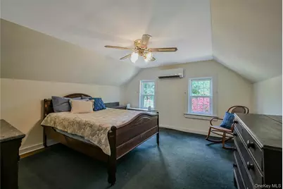 147 N Country Road, Mount Sinai, NY 11766 - Photo 22