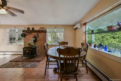 147 N Country Road, Mount Sinai, NY 11766 - Photo 8