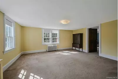 147 N Country Road, Mount Sinai, NY 11766 - Photo 16