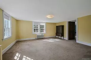 147 N Country Rd, Mount Sinai, NY 11766 - Photo 16