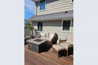 681 N Clinton Avenue, Lindenhurst, NY 11757 - Photo 6