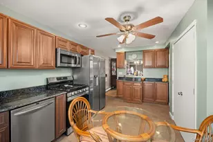 33 W 11th Rd, Broad Channel, NY 11693 - Photo 6