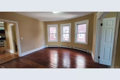 197 Winnikee Avenue #2, Poughkeepsie, NY 12601 - Photo 2
