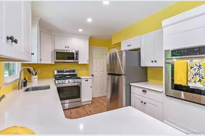 451 River Road, Nissequogue, NY 11780 - Photo 12