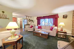 67 Van Brunt Ave, Selden, NY 11784 - Photo 4