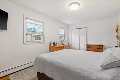 105 Hart Avenue, Yonkers, NY 10704 - Photo 18