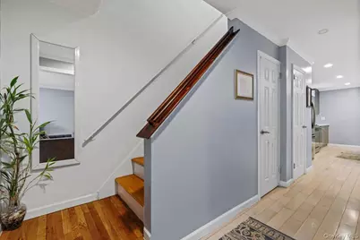 105 Hart Avenue, Yonkers, NY 10704 - Photo 16