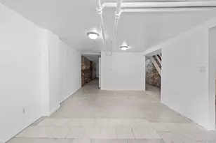 2249 Hughes Ave, Bronx, NY 10457 - Photo 20