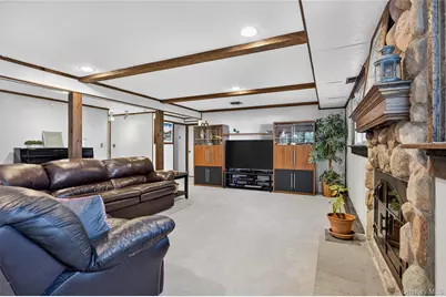 36 Fishermans Drive, Port Washington, NY 11050 - Photo 16