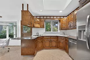 36 Fishermans Dr, Port Washington, NY 11050 - Photo 12