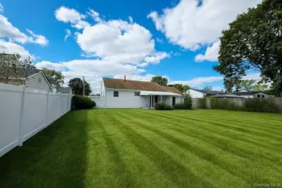 26 Midday Drive, Centereach, NY 11720 - Photo 24