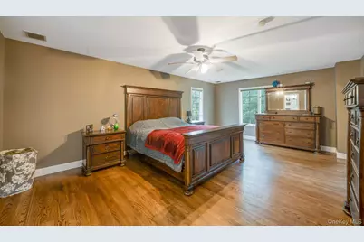 27 Tower Hill Road, Shoreham, NY 11786 - Photo 26